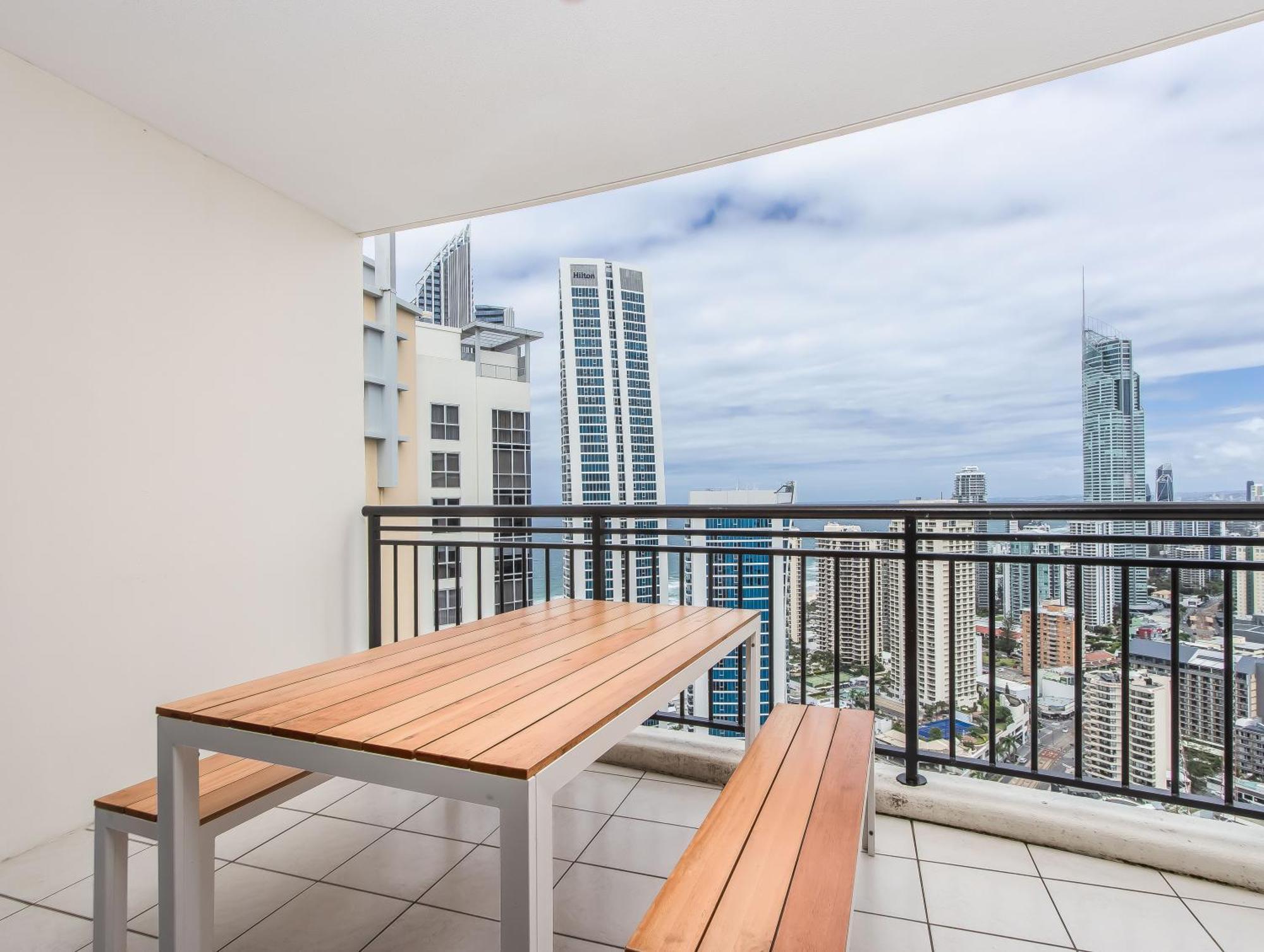 Towers Of Chevron - Private Apartments Gold Coast Exterior photo