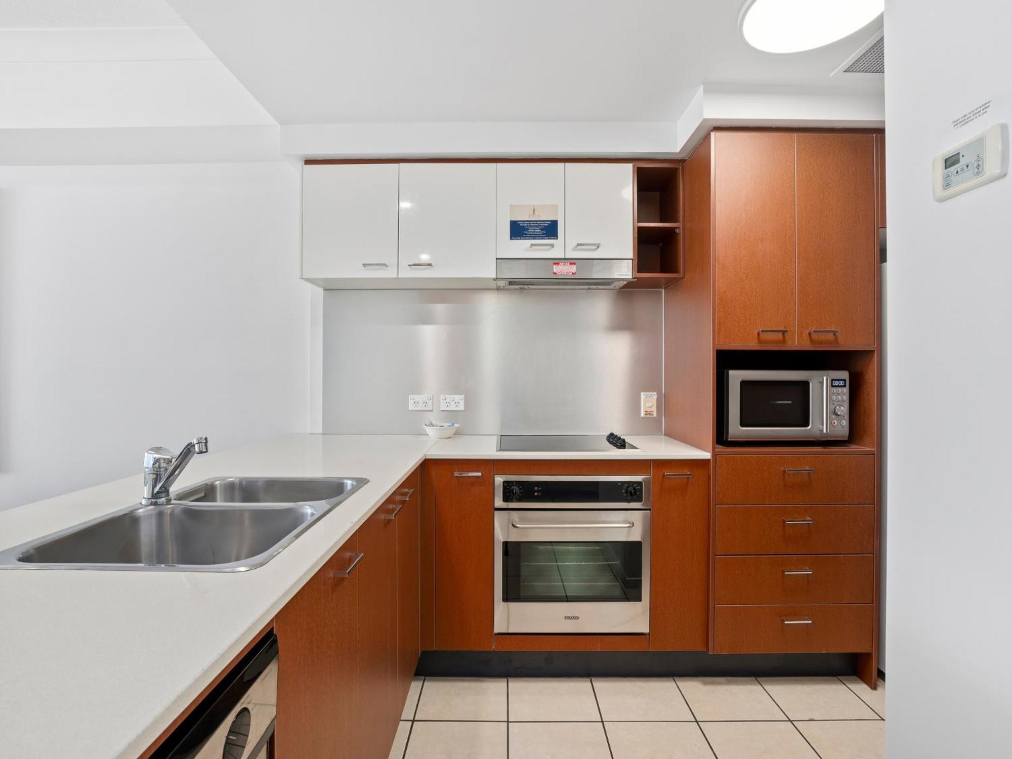 Towers Of Chevron - Private Apartments Gold Coast Exterior photo