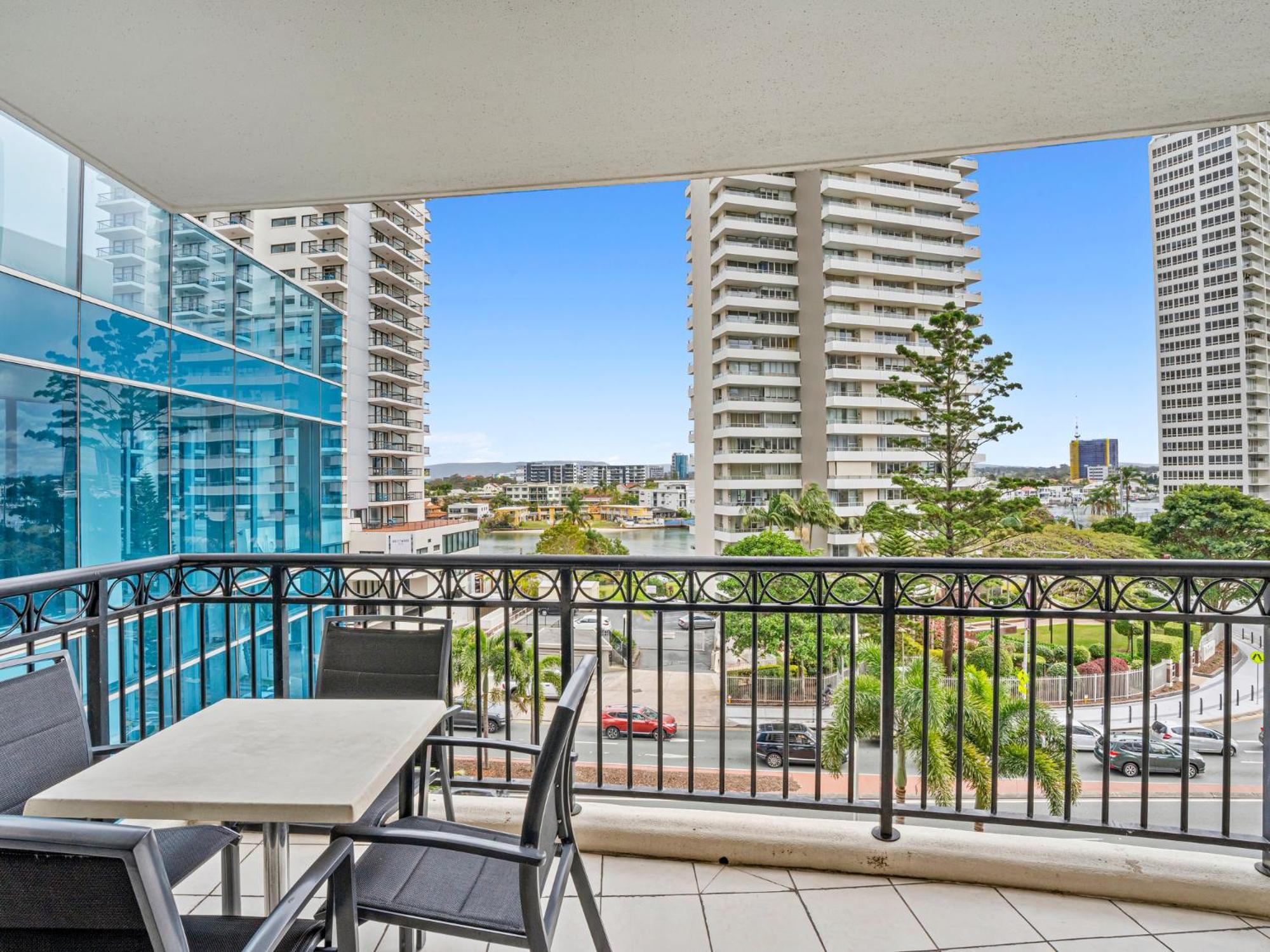 Towers Of Chevron - Private Apartments Gold Coast Exterior photo