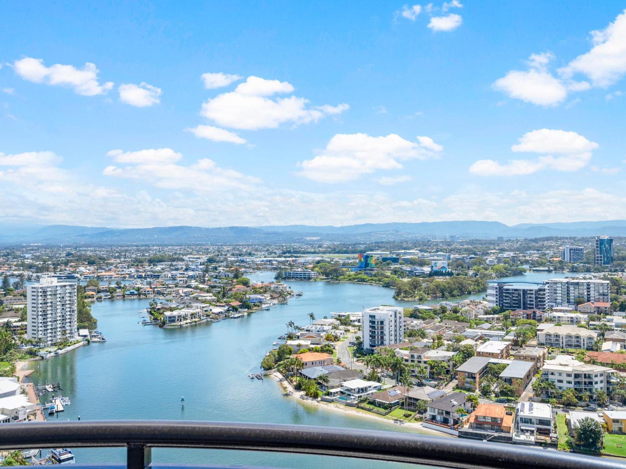 Towers Of Chevron - Private Apartments Gold Coast Room photo