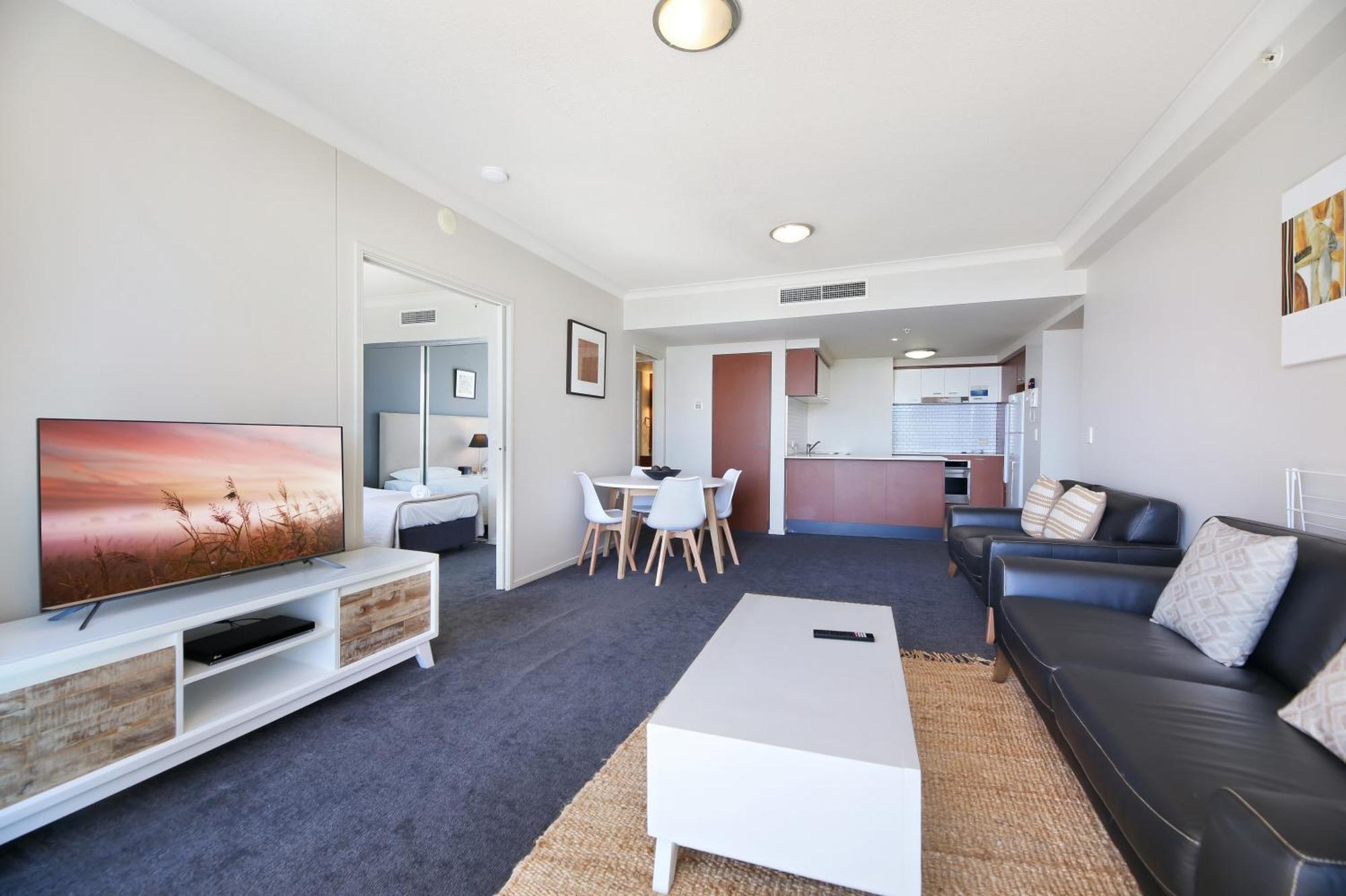 Towers Of Chevron - Private Apartments Gold Coast Exterior photo